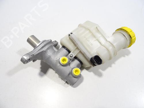 Used Brake master cylinder FIAT 500 (312_) 1.2 (312AXA1A) (69 hp) 28216462