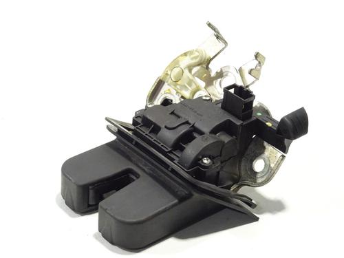 tailgate-lock-audi-q5-8rb-2008-2009-2010-2011-2012-2013-2014-2015-2016-2017-2018-2019-24523370 main image