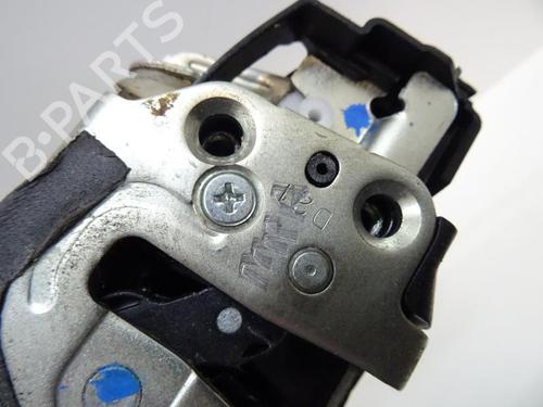 Front right lock TOYOTA AURIS (_E15_) 1.4 D-4D (NDE150_, NDE150R) | BP20068312C97 