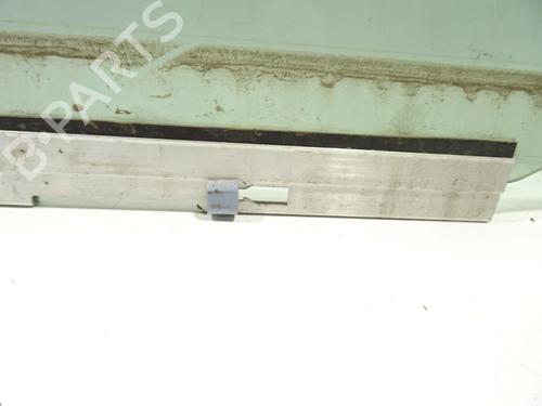 front-right-door-window-opel-vectra-b-hatchback-j96-1995-1996-1997-1998-1999-2000-2001-2002-2003-32230625 main image