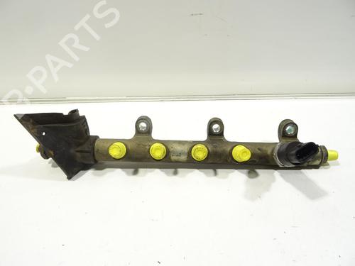 Used Injection rail Injection rail 38078112 38078112