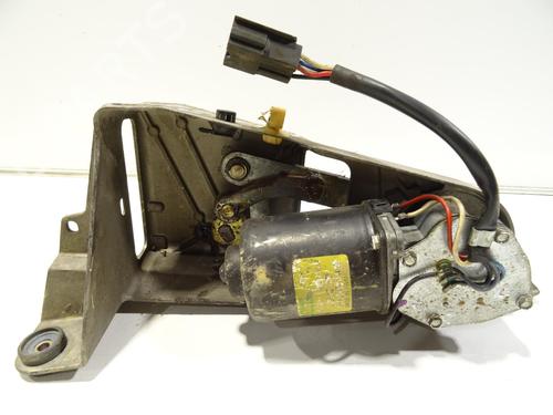 front-wiper-motor-renault-twingo-i-c06_-1993-1994-1995-1996-1997-1998-1999-2000-2001-2002-2003-2004-2005-2006-2007-2008-2009-2010-2011-2012-30736347 main image