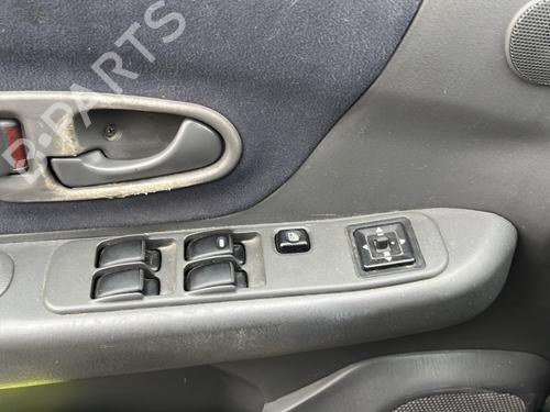 Left front window switch MITSUBISHI PAJERO SPORT I (K7_, K9_) 2.5 TD (K94W) | BP40456588I27 - Image 14