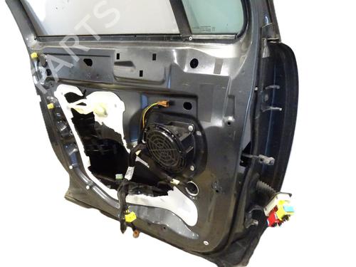 Used Left front door Left front door 32358806 32358806
