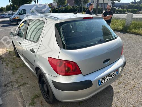 Front bumper PEUGEOT 307 (3A/C) 2.0 HDi 110 | BP29372486C7 