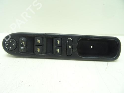 Used Left front window switch PEUGEOT 207 SW (WK_) 1.6 HDi (92 hp) 28477387