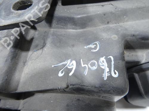 Phare gauche Phare gauche RENAULT MEGANE I (BA0/1_) 1.4 16V (BA0D, BA1H, BA0W, BA10) (95 hp) 34413440 34413440