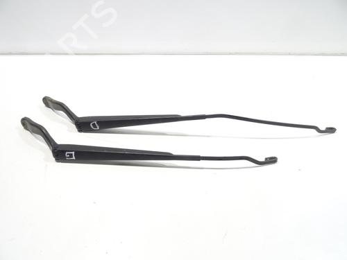 Used Front windshield wiper arm FORD FIESTA V (JH_, JD_) 1.3 (69 hp) 22241019