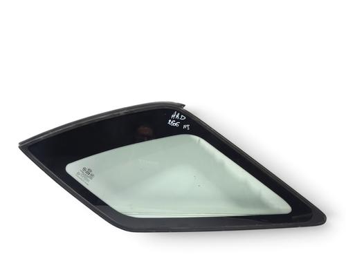rear-right-quarter-glass-kia-sorento-i-jc-2002-2003-2004-2005-2006-2007-2008-2009-2010-2011-39085559 main image