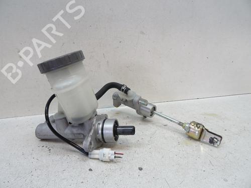Brake master cylinder SUZUKI JIMNY Closed Off-Road Vehicle (SN) 1.5 DDiS 4x4 | BP20040358M77 