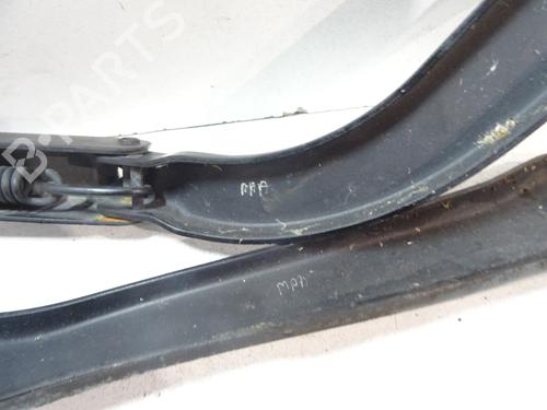 front-windshield-wiper-arm-bmw-3-coupe-e92-2005-2006-2007-2008-2009-2010-2011-2012-2013-31834736 main image