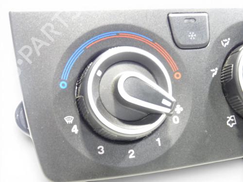 climate-control-opel-movano-c-van-u9-2021-37725363 main image