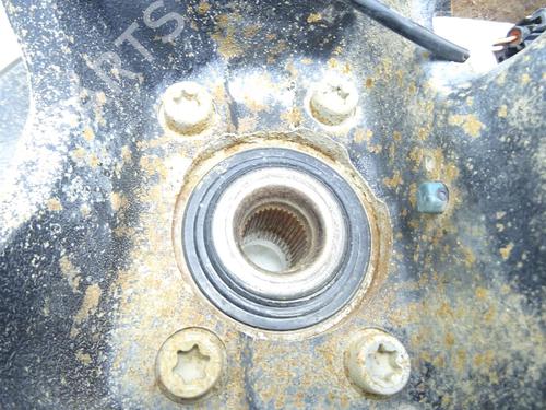 Used Right rear steering knuckle Right rear steering knuckle FORD KUGA I 2.0 TDCi 4x4 (163 hp) 31758256 31758256