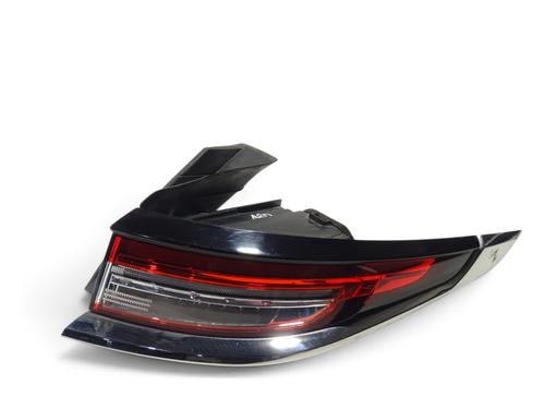 right-taillight-ds-ds-3-ds-3-crossback-ur_-uc_-uj_-2018-39085985 main image