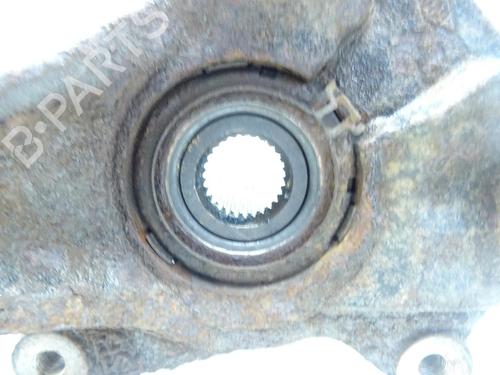 Used Right front steering knuckle Right front steering knuckle RENAULT TRAFIC II Bus (JL) 2.0 dCi 90 (JL00, JL01, JL0H, JL0M, JL0P, JL0S) (90 hp) 32989437 32989437