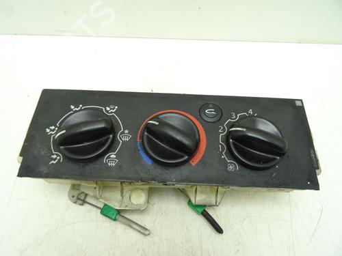 Commande Chauffage RENAULT MASTER II Van (FD) 2.5 dCi (FD01, FD02, FD21, FD22, FD31, FD32, FD3Y, FD71,... (120 hp) 28304340