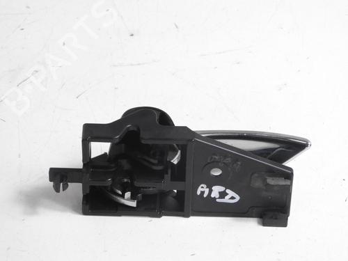 Used Rear right interior door handle Rear right interior door handle 20066005 20066005