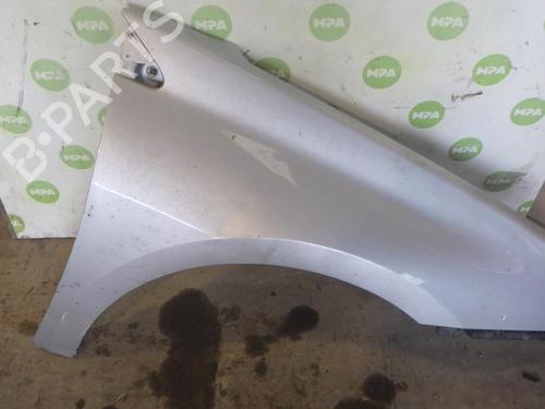 Used Right front fenders RENAULT LAGUNA III Grandtour (KT0/1) [2007-2015]  21971525
