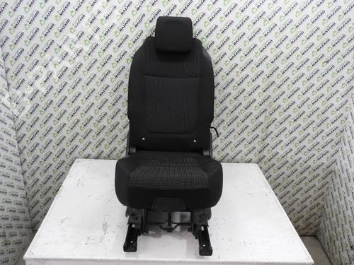 Rear seat PEUGEOT 5008 (0U_, 0E_) 1.6 HDi | BP21966321C17