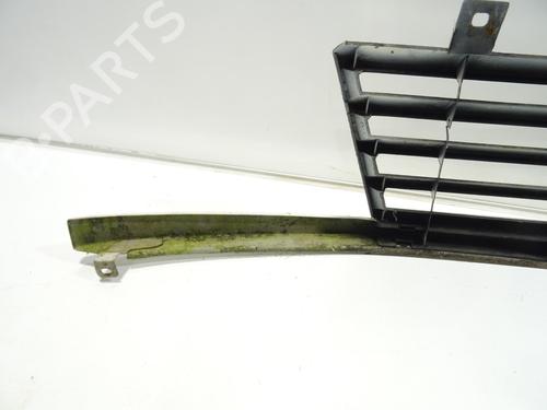 Grille MERCEDES-BENZ VITO Van (W638) 112 CDI 2.2 (638.094) | BP22232595C40 