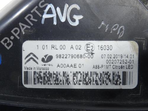 Feu diurne gauche Feu diurne gauche CITROËN C3 AIRCROSS II (2R_, 2C_) 1.2 PureTech 110 (2RHNZB, 2RHNZW, 2RHNPX, 2RHNPJ) (110 hp) 33927136 33927136