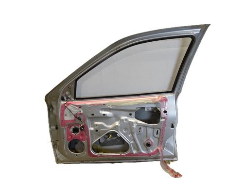 Used Right front door Right front door OPEL VECTRA B Hatchback (J96) 1.8 i 16V (F68) (116 hp) 32215138 32215138