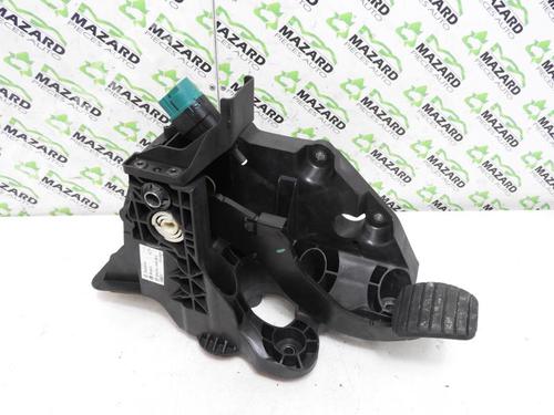 Used Break pedal Break pedal RENAULT TRAFIC III Bus (JG_) 1.6 dCi 125 (JGMH) (125 hp) 20048544 20048544