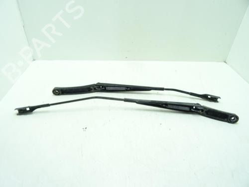 Vindrute viskerarm Vindrute viskerarm 32341766 32341766