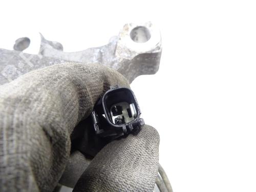 Right front steering knuckle VOLVO S80 I (184) 2.4 | BP28477265M26 