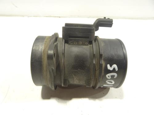 Used Mass air flow sensor Mass air flow sensor RENAULT MEGANE III Grandtour (KZ0/1) 1.5 dCi (KZ09, KZ0D, KZ1G, KZ29, KZ14, KZ1W, KZ10, KZ1F,... (110 hp) 33695868 33695868