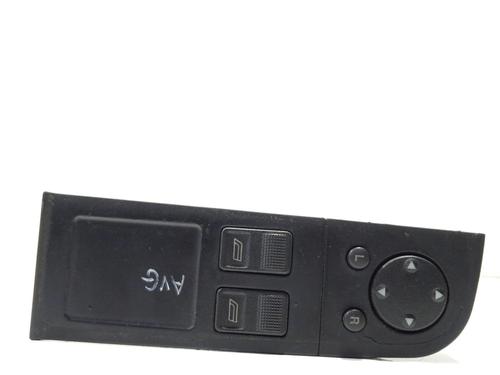 Left front window switch AUDI 80 B4 Saloon (8C2) 2.0 E 16V quattro | BP27896266I27 - Image 2