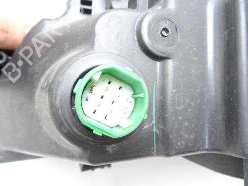 Used Right headlight Right headlight PEUGEOT BOXER Van 2.2 BlueHDi 140 (140 hp) 29304727 29304727