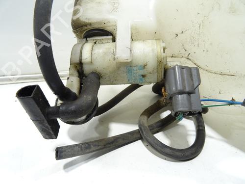 windscreen-washer-tank-mazda-2-de_-dh_-2007-2008-2009-2010-2011-2012-2013-2014-2015-30910790 main image