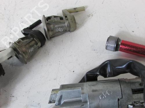 Used Ignition barrel PEUGEOT 206 Hatchback (2A/C) [1998-2012]  20051800