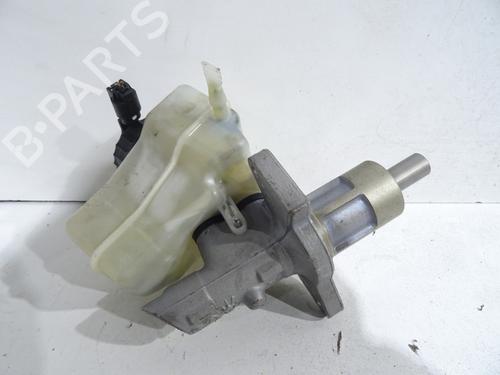 Brake master cylinder BMW 3 Coupe (E92) 330 d | BP31828270M77