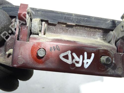 rear-right-exterior-door-handle-mitsubishi-pajero-sport-i-k7_-k9_-1996-26297340 main image