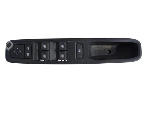 left-front-window-switch-dacia-sandero-iii-2021-40016546 main image