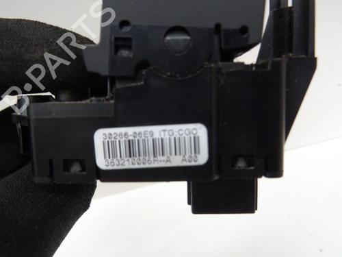 Used Switch Switch RENAULT SCÉNIC III (JZ0/1_) 1.9 dCi (JZ0J, JZ1J, JZ1K, JZ1S) (131 hp) 20044960 20044960