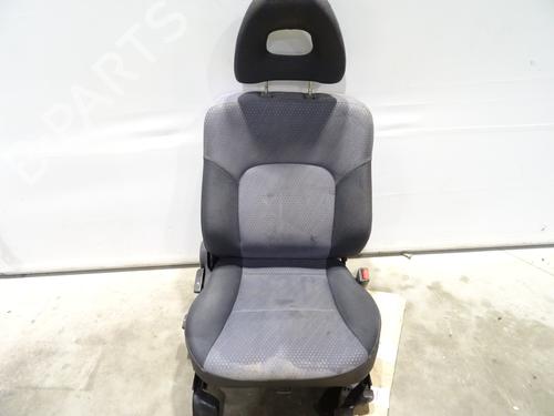 Used Right front seat MITSUBISHI L200 (K7_T, K6_T, K5_T) 2.5 TD 4WD (K74T) (115 hp) 30110897