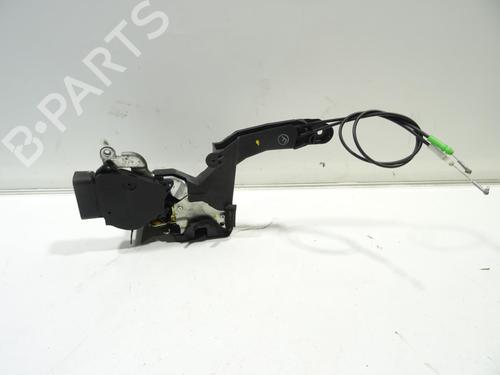 Used Front right lock TOYOTA RAV 4 II (_A2_) 2.0 D 4WD (CLA20_, CLA21_, CLA20R, CLA21R) (116 hp) 32113369