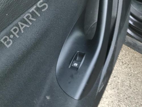 Left tailgate light VW PASSAT B6 Variant (3C5) 2.0 TDI | BP20051628C79  - Image 9