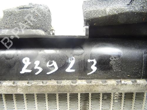 Used Water radiator Water radiator HYUNDAI SANTA FÉ II (CM) 2.2 CRDi GLS 4x4 (150 hp) 30079436 30079436
