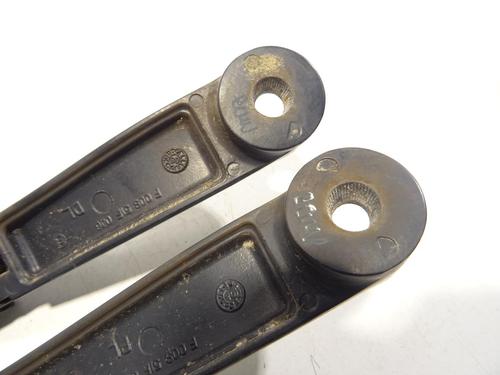 Front windshield wiper arm KIA CEE'D SW (ED) 1.6 CRDi 115 | BP29961229C143 