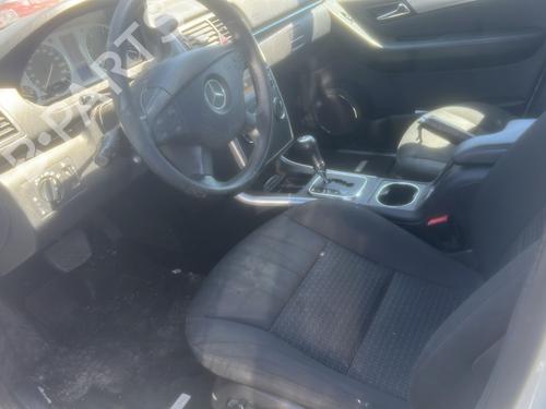 Radio MERCEDES-BENZ B-CLASS Sports Tourer (W245) B 180 CDI (245.207) | BP30097243E6