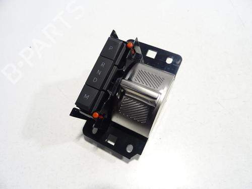 Used Gear lever Gear lever CITROËN C4 III (BA_, BB_, BC_) 1.2 Hybrid 136 (BAHPYJ) (136 hp) 29477540 29477540