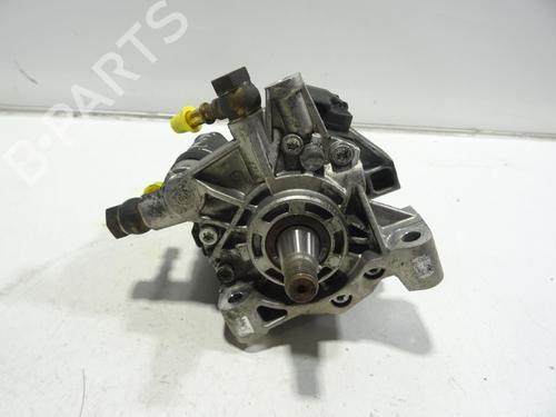 Used Injection pump Injection pump RENAULT MEGANE III Grandtour (KZ0/1) 1.5 dCi (KZ09, KZ0D, KZ1G, KZ29, KZ14, KZ1W, KZ10, KZ1F,... (110 hp) 33695879 33695879