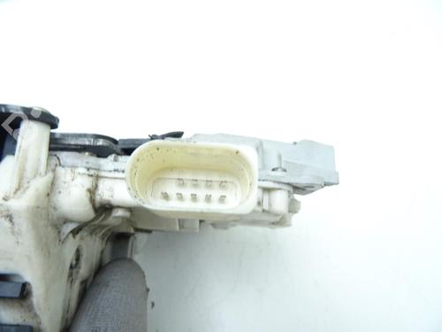 Front left lock VW PASSAT B6 (3C2) 2.0 TDI | BP29272560C98 