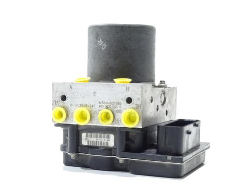 Used ABS pump BMW 5 (E60) 525 d (177 hp) 31017793