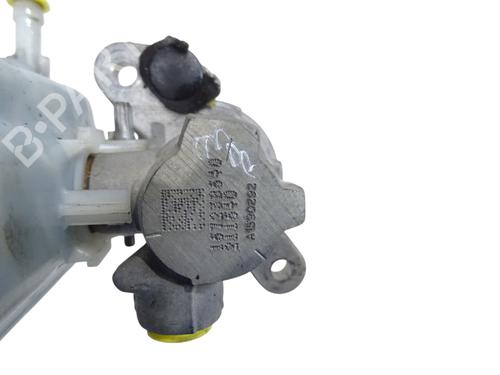 brake-master-cylinder-renault-kangoo-grand-kangoo-ii-kw01_-2008-35888812 main image