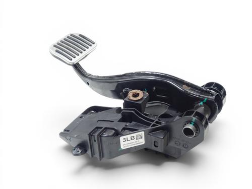Used Break pedal Break pedal 37067559 37067559